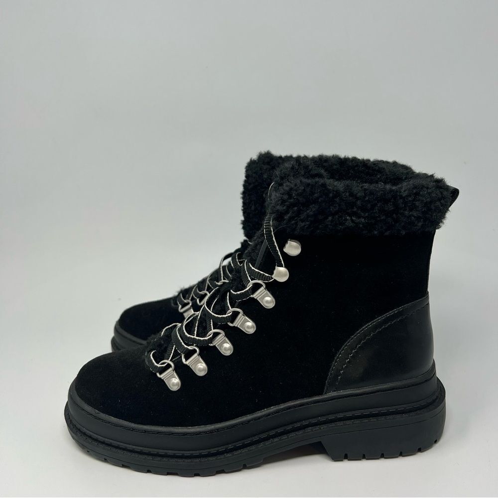 Splendid Yvonne Hiker Bootie NEW!
Size 9.5 - Picture 6 of 10